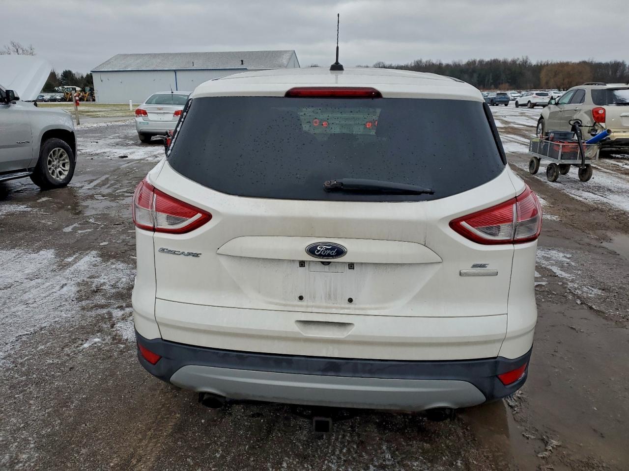 2016 FORD ESCAPE SE photo 6