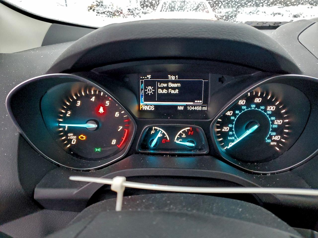 2016 FORD ESCAPE SE photo 9