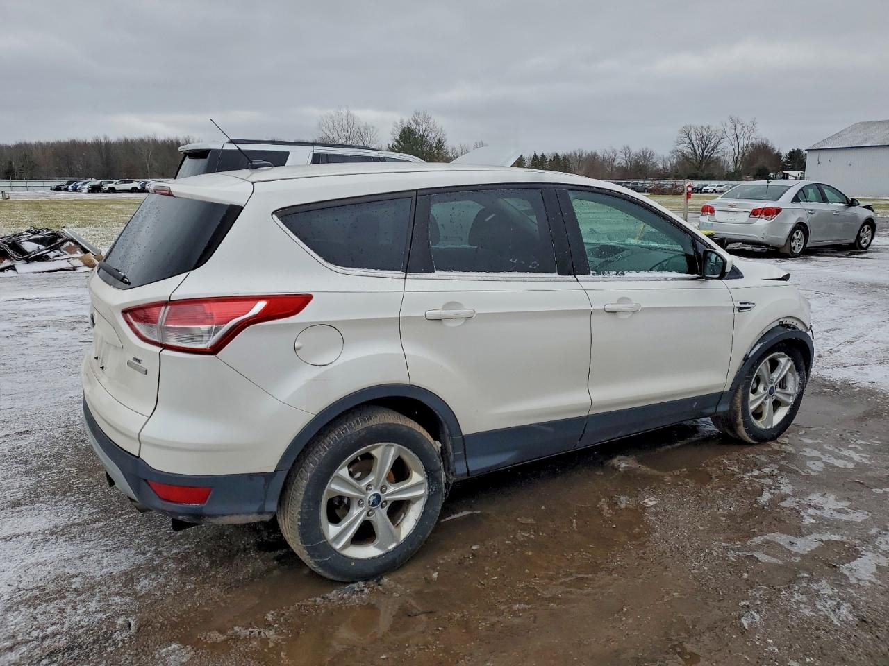 2016 FORD ESCAPE SE photo 3