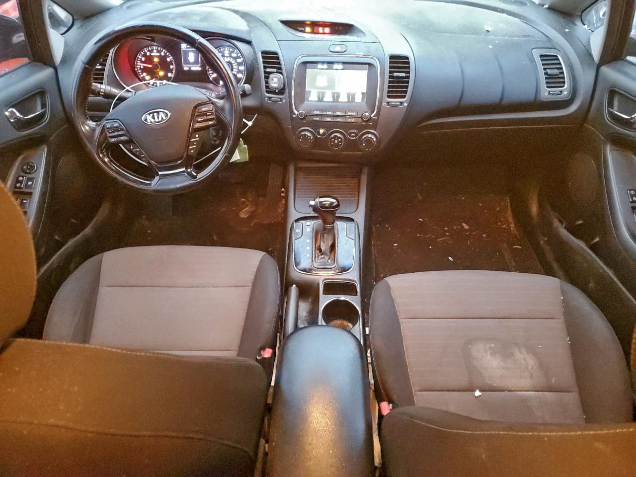 2017 KIA FORTE LX photo 29