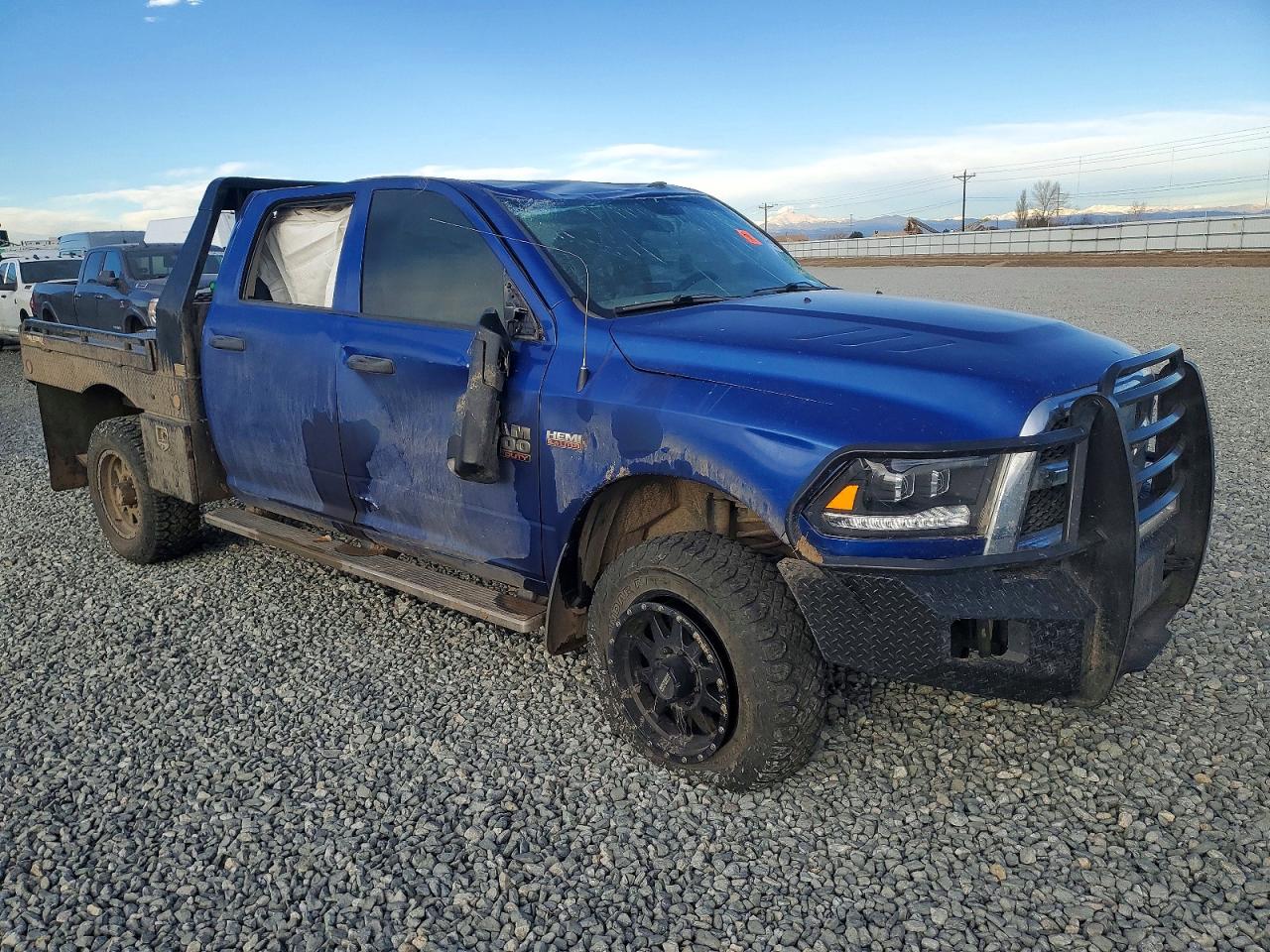 2018 RAM 2500 ST FLATBED TRUCK photo 4