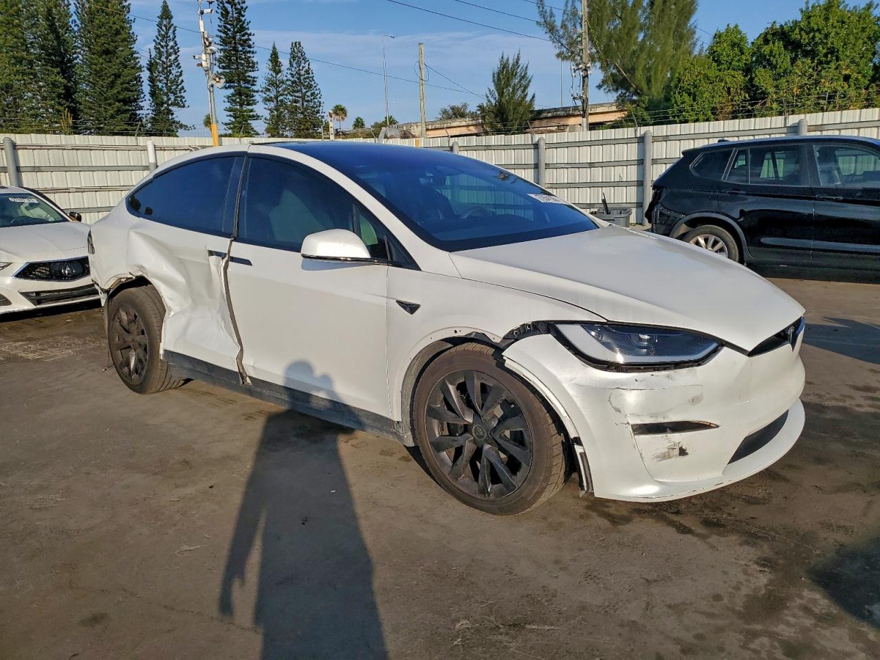 2023 TESLA MODEL X photo 4