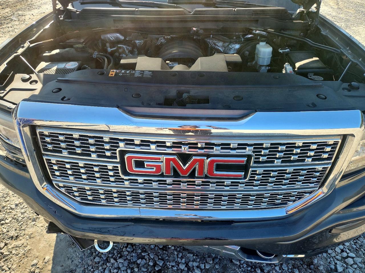 2017 GMC SIERRA C1500 DENALI photo 21
