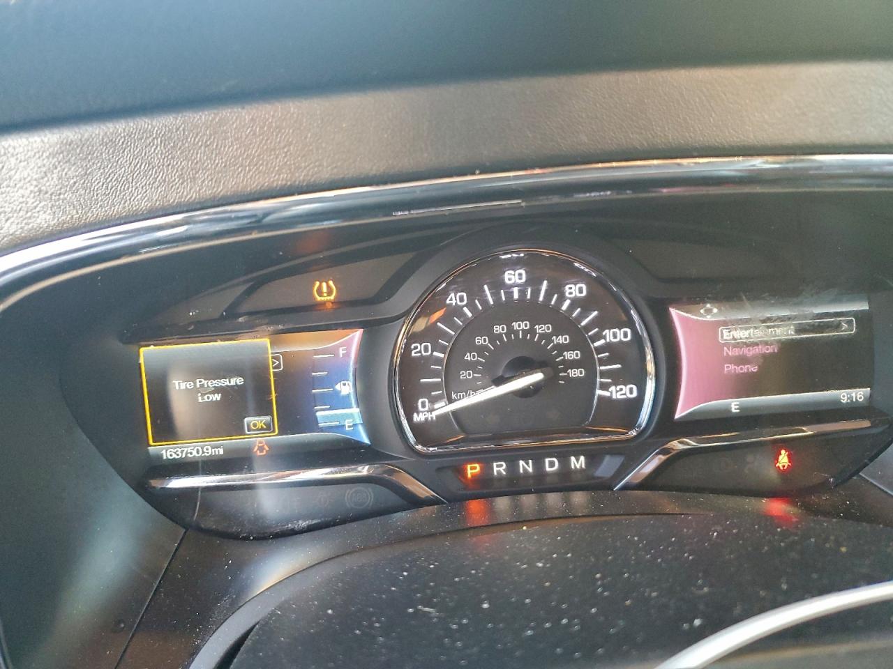 2015 LINCOLN NAVIGATOR photo 17