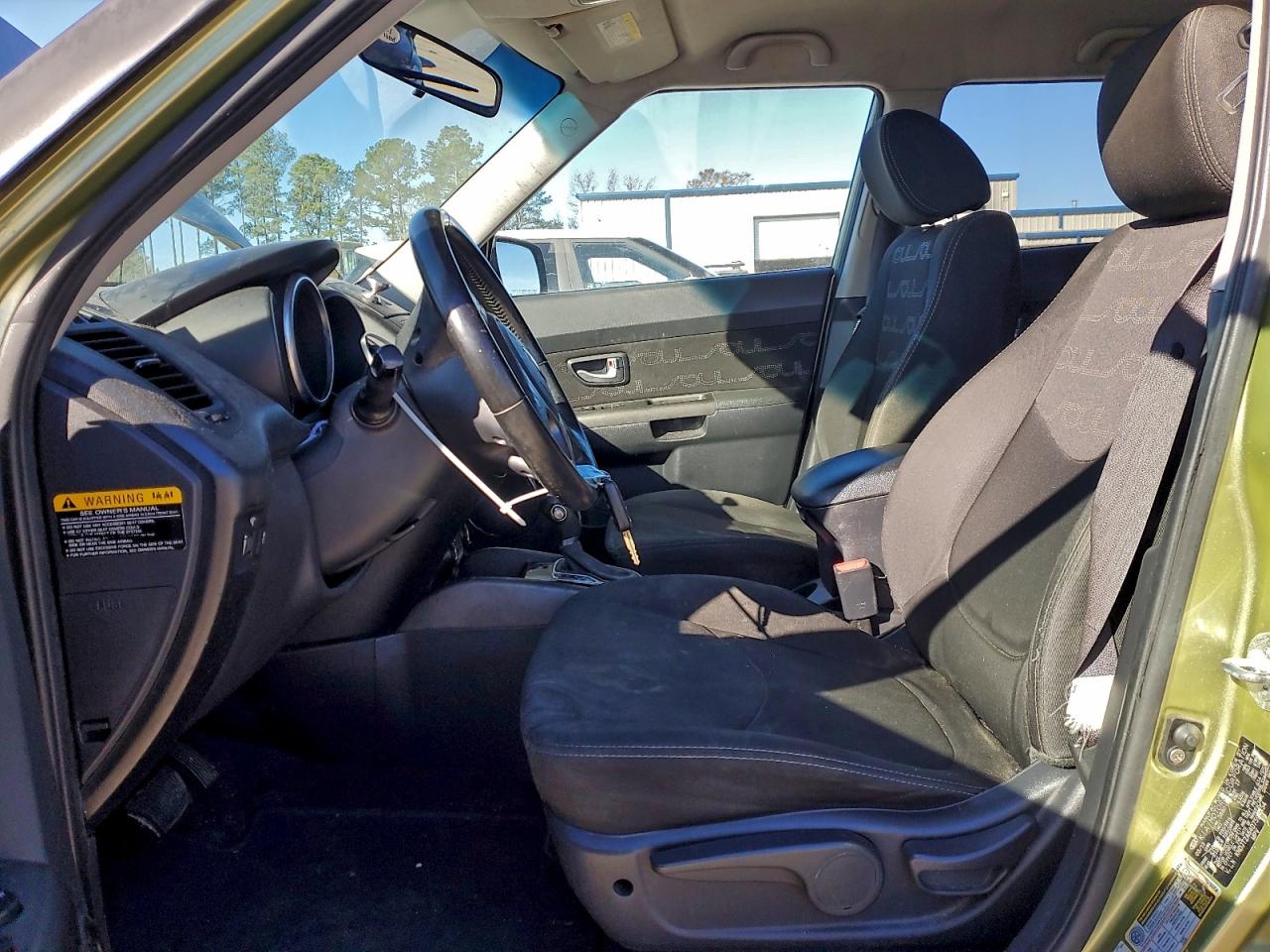 2013 KIA SOUL + photo 13