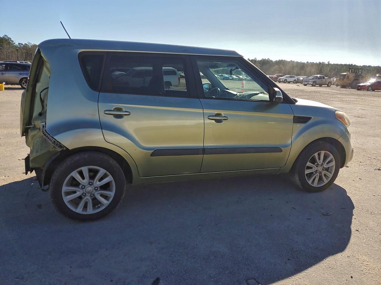 2013 KIA SOUL + photo 5