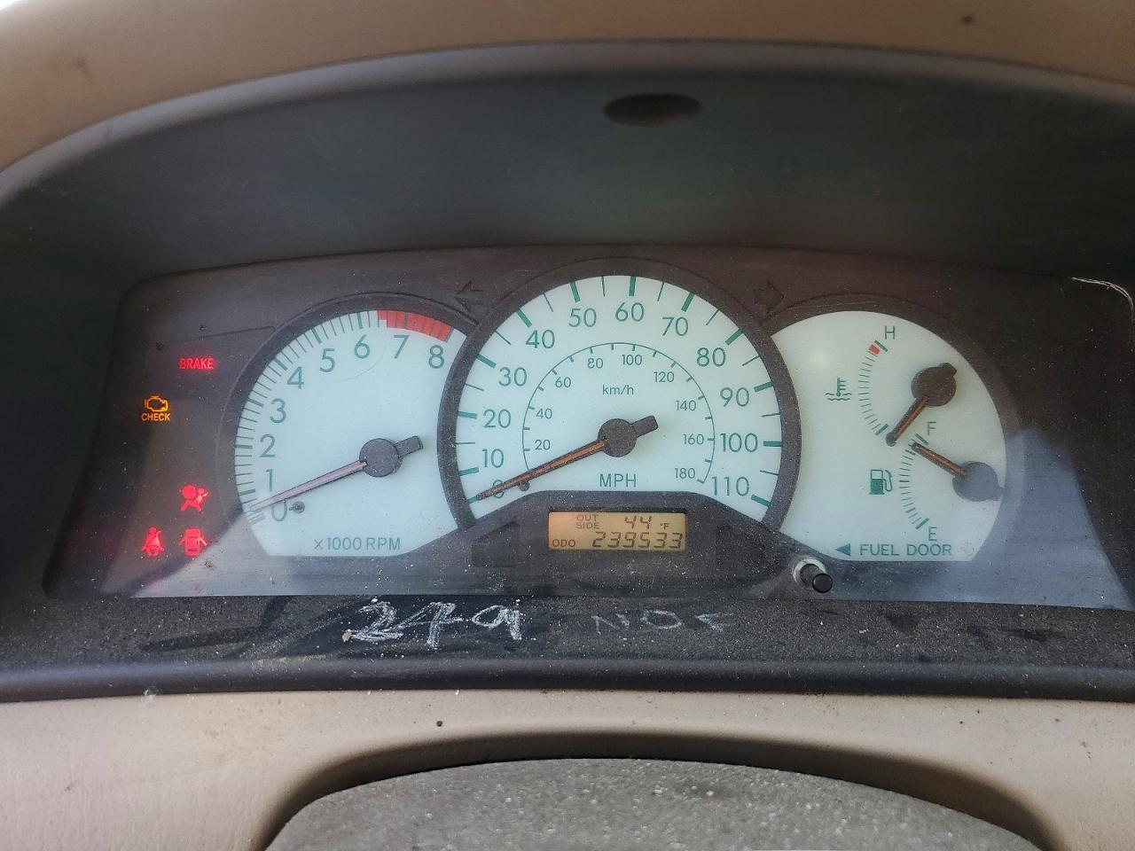 2003 TOYOTA COROLLA CE photo 9