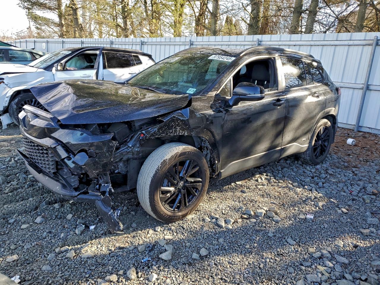 2024 TOYOTA COROLLA CROSS