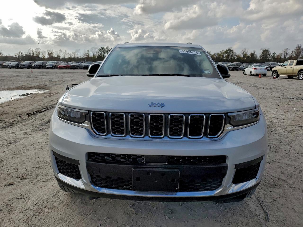 2024 JEEP GRAND CHEROKEE L LAREDO photo 5