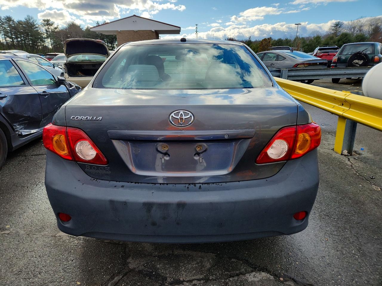 2010 TOYOTA COROLLA BASE photo 11