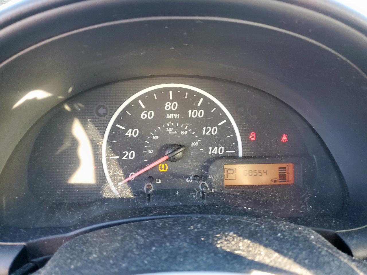 2012 NISSAN VERSA S photo 25