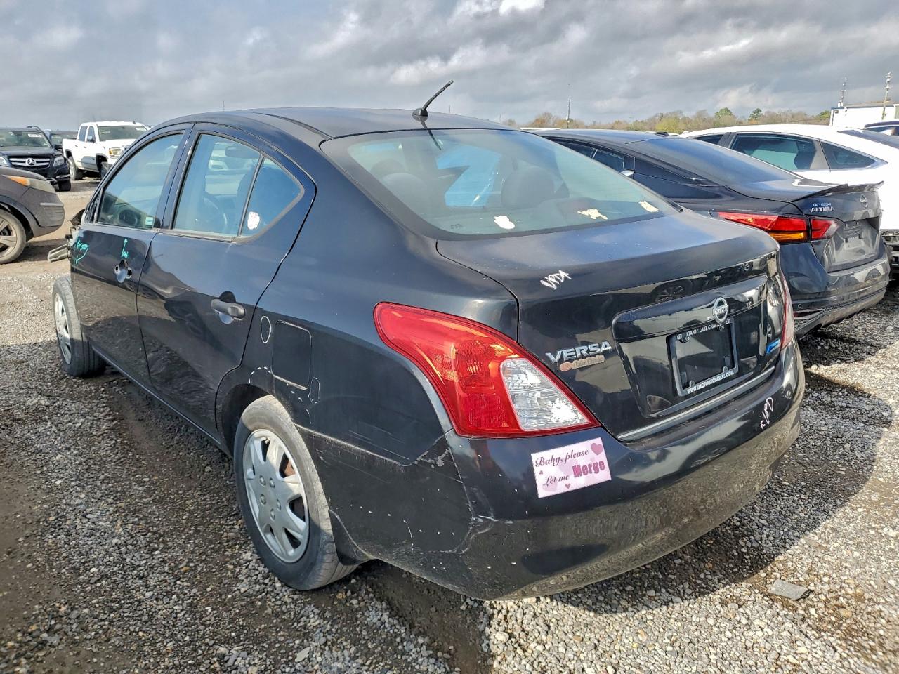 2012 NISSAN VERSA S photo 4