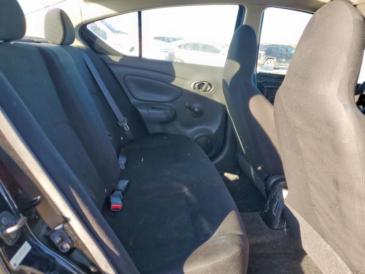 2012 NISSAN VERSA S photo 28