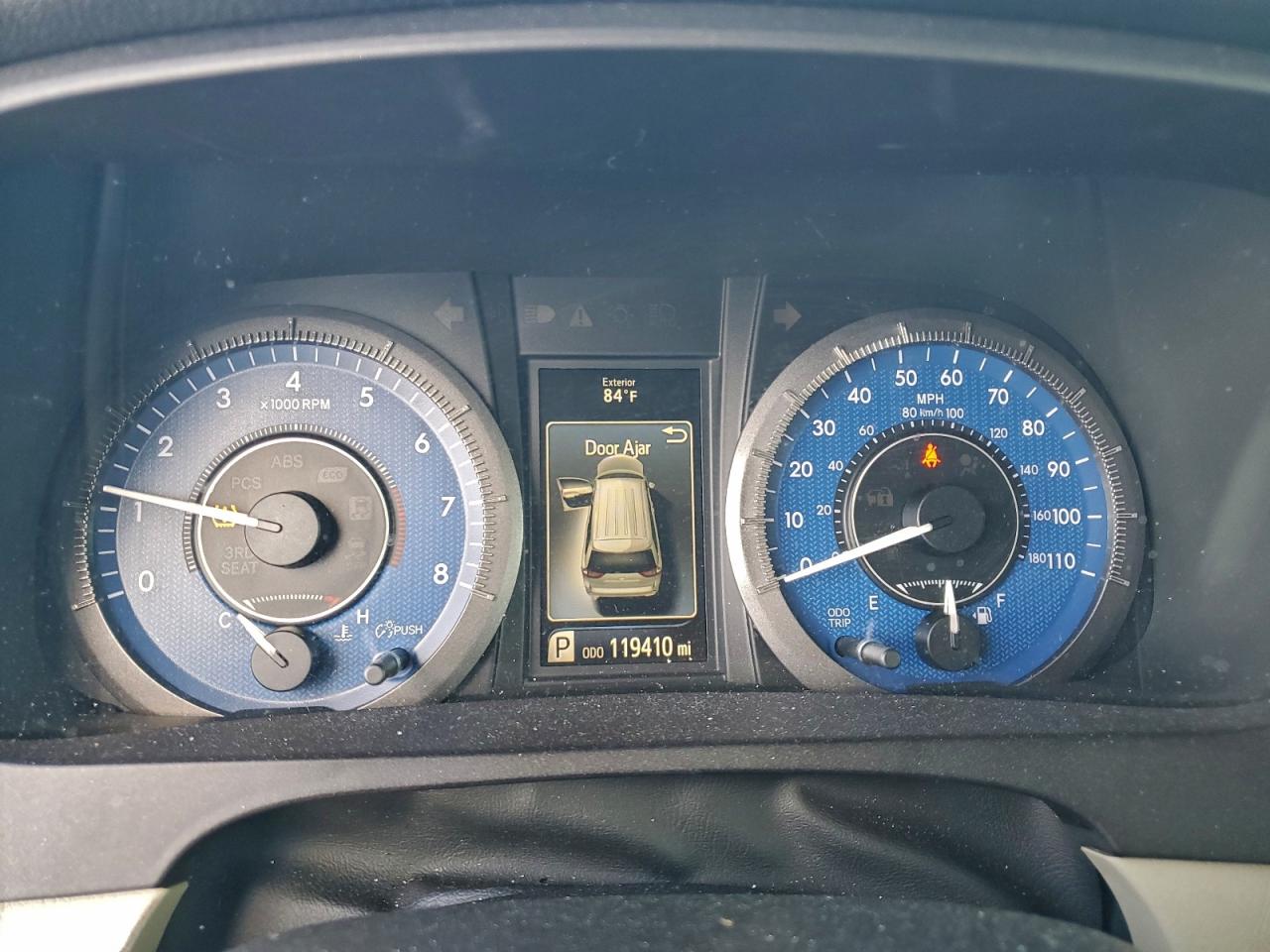 2015 TOYOTA SIENNA XLE photo 17