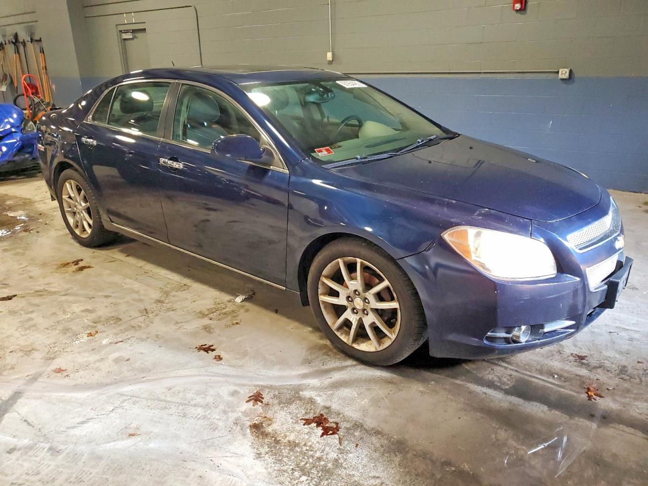 2011 CHEVROLET MALIBU LTZ photo 4
