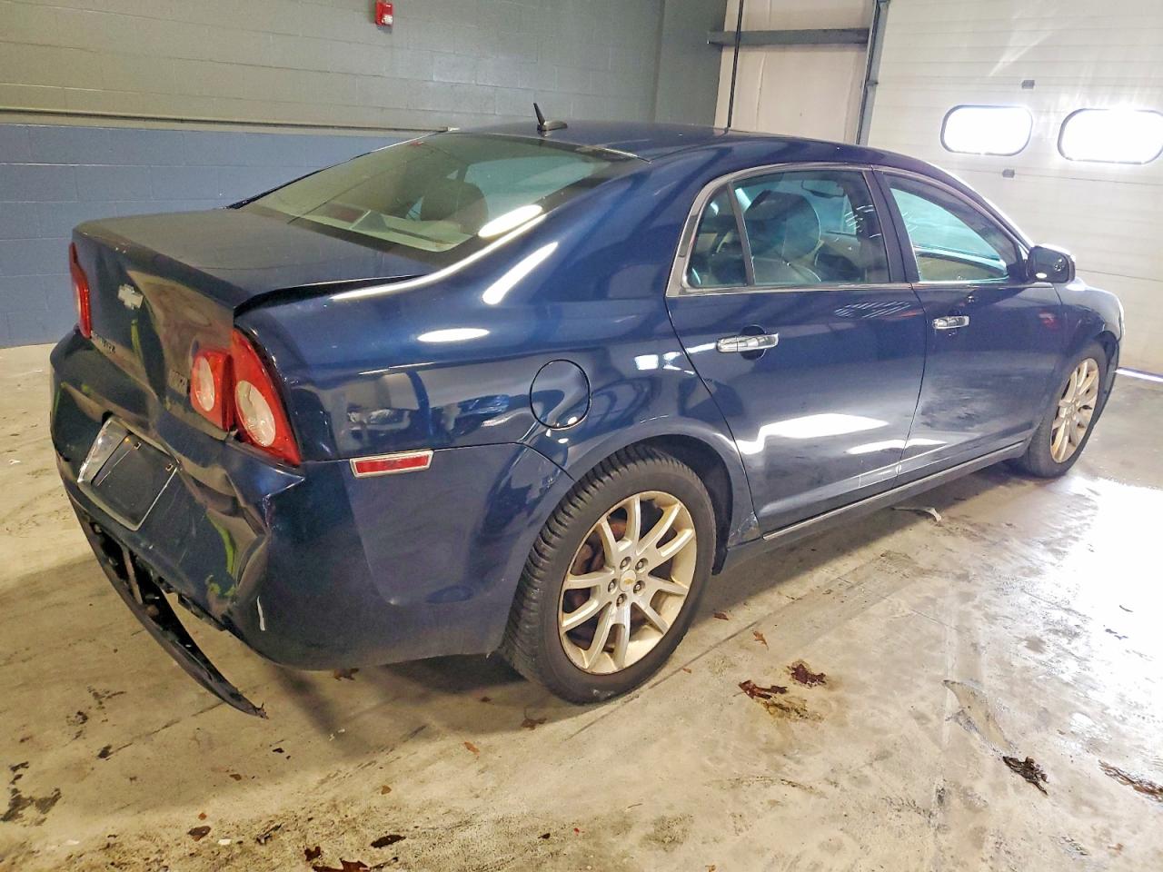 2011 CHEVROLET MALIBU LTZ photo 3