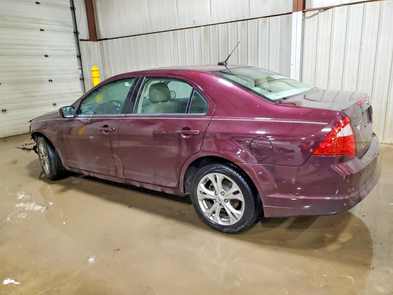 2012 FORD FUSION SE photo 2