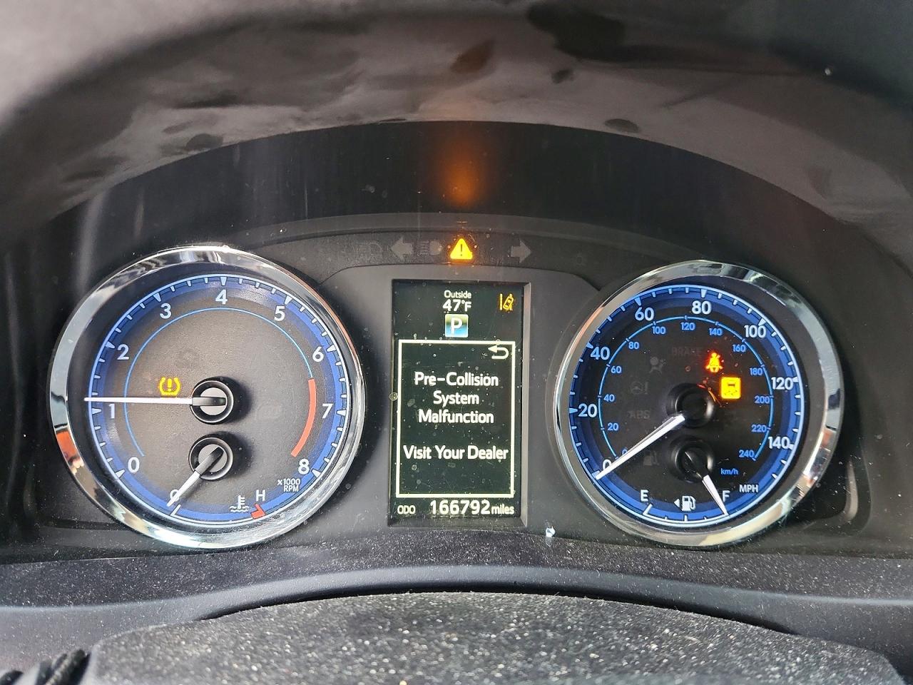 2019 TOYOTA COROLLA L photo 9