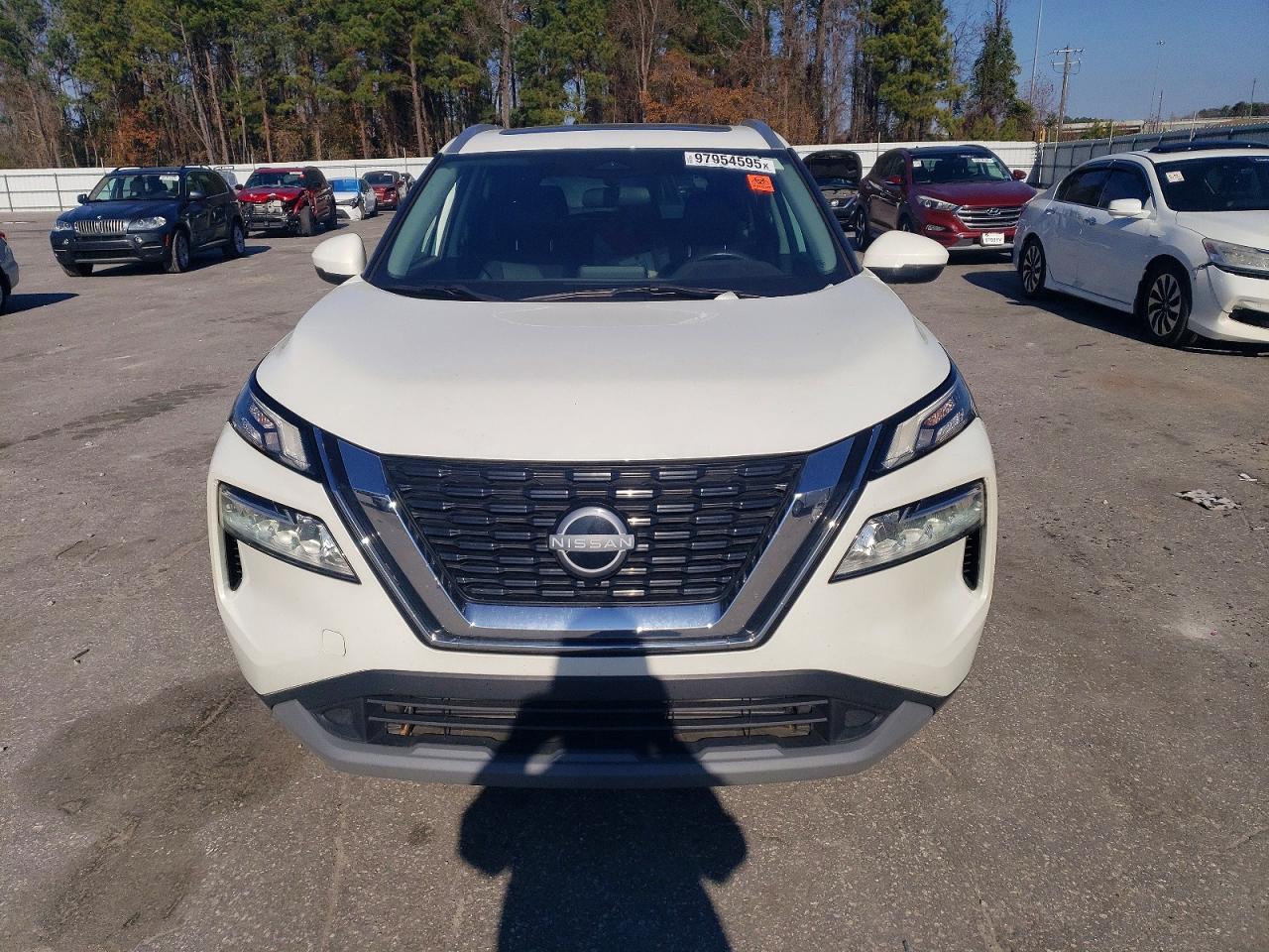 2023 NISSAN ROGUE SV photo 5