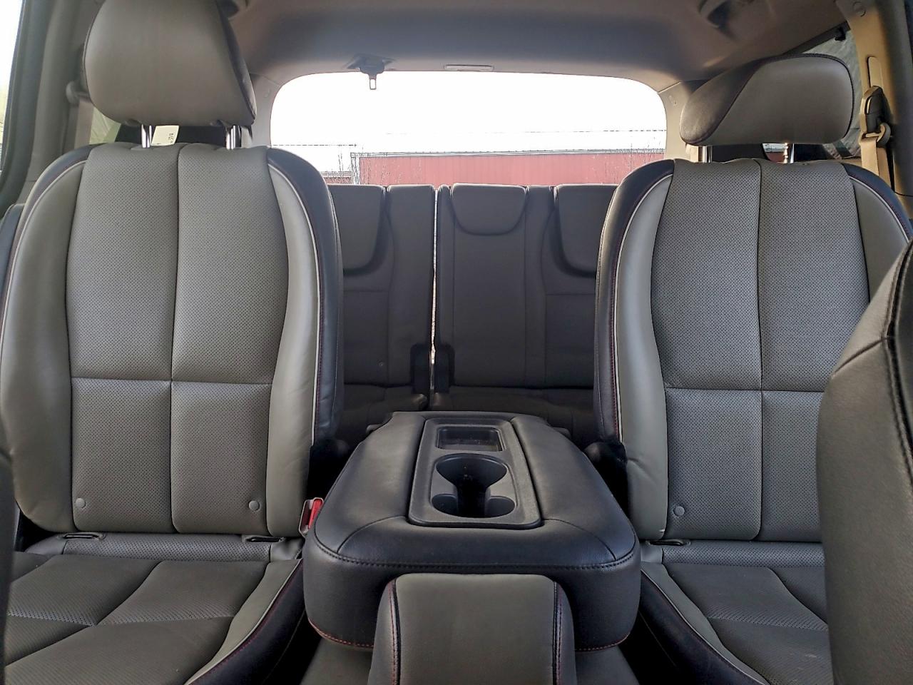 2016 KIA SEDONA EX photo 19