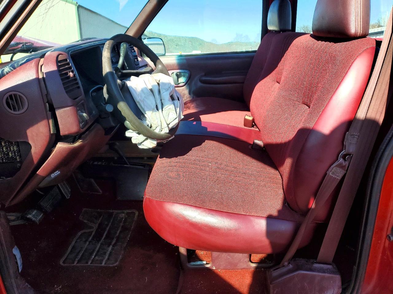 1995 CHEVROLET GMT-400 K1500 photo 7