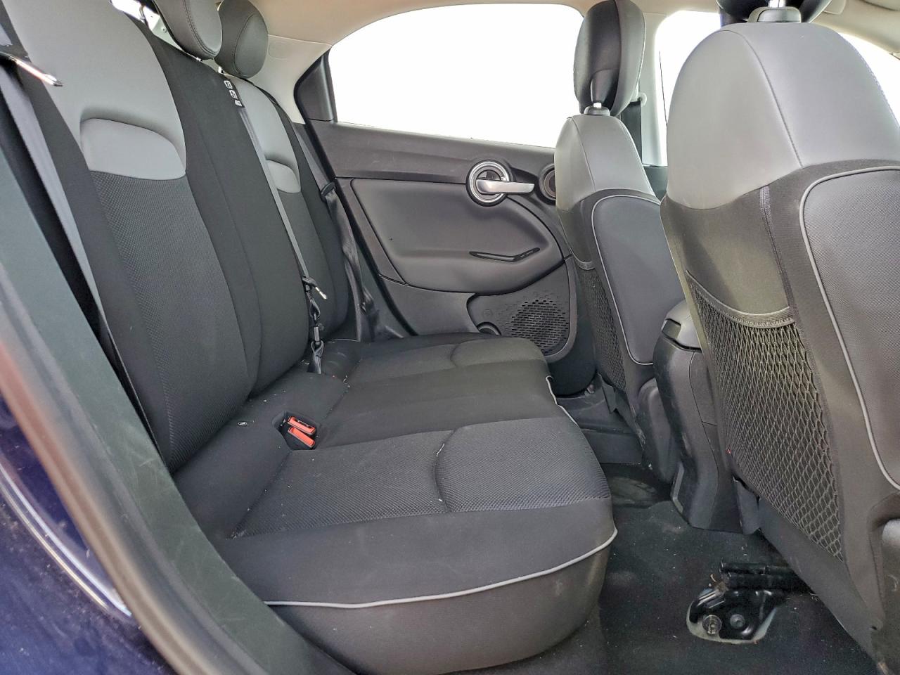 2016 FIAT 500X EASY photo 21