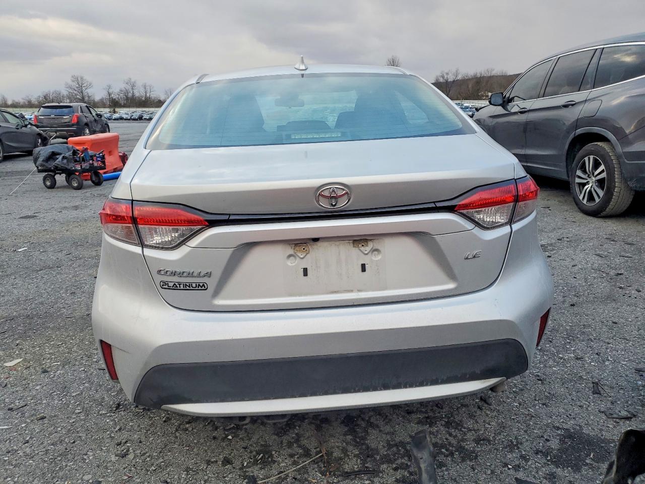 2021 TOYOTA COROLLA LE photo 16