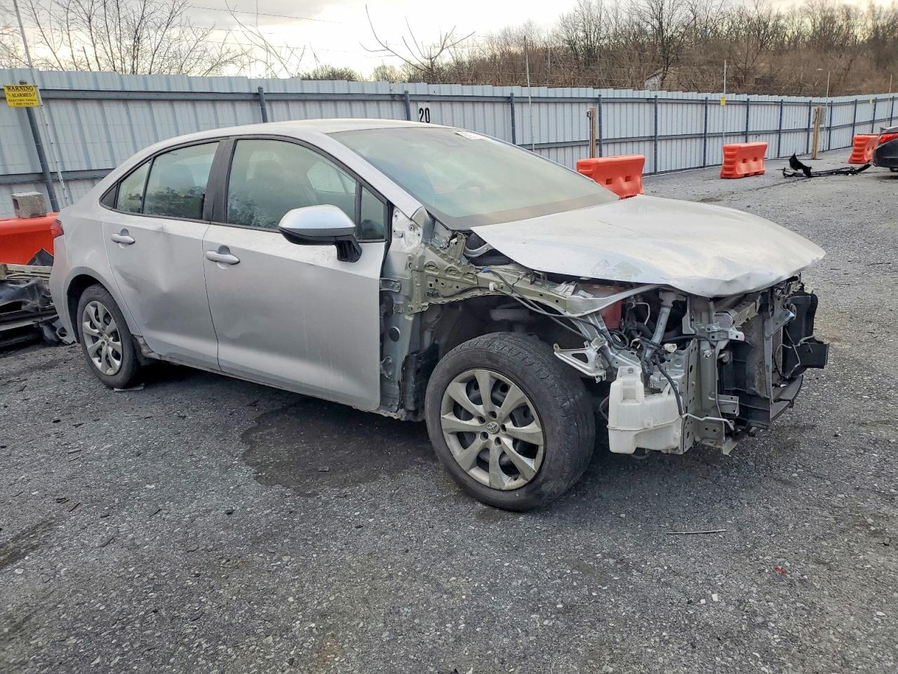 2021 TOYOTA COROLLA LE photo 10