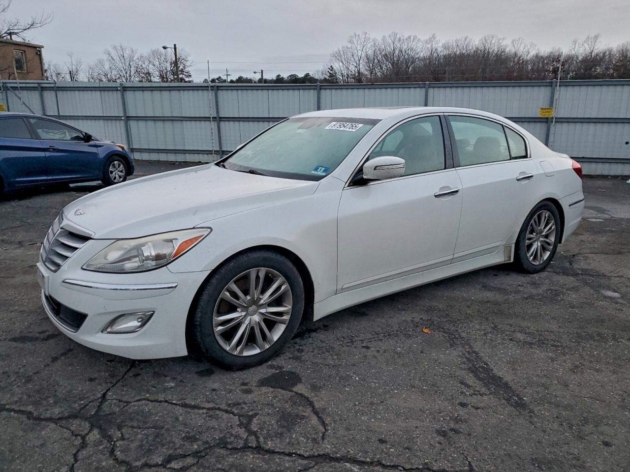 2012 HYUNDAI GENESIS
