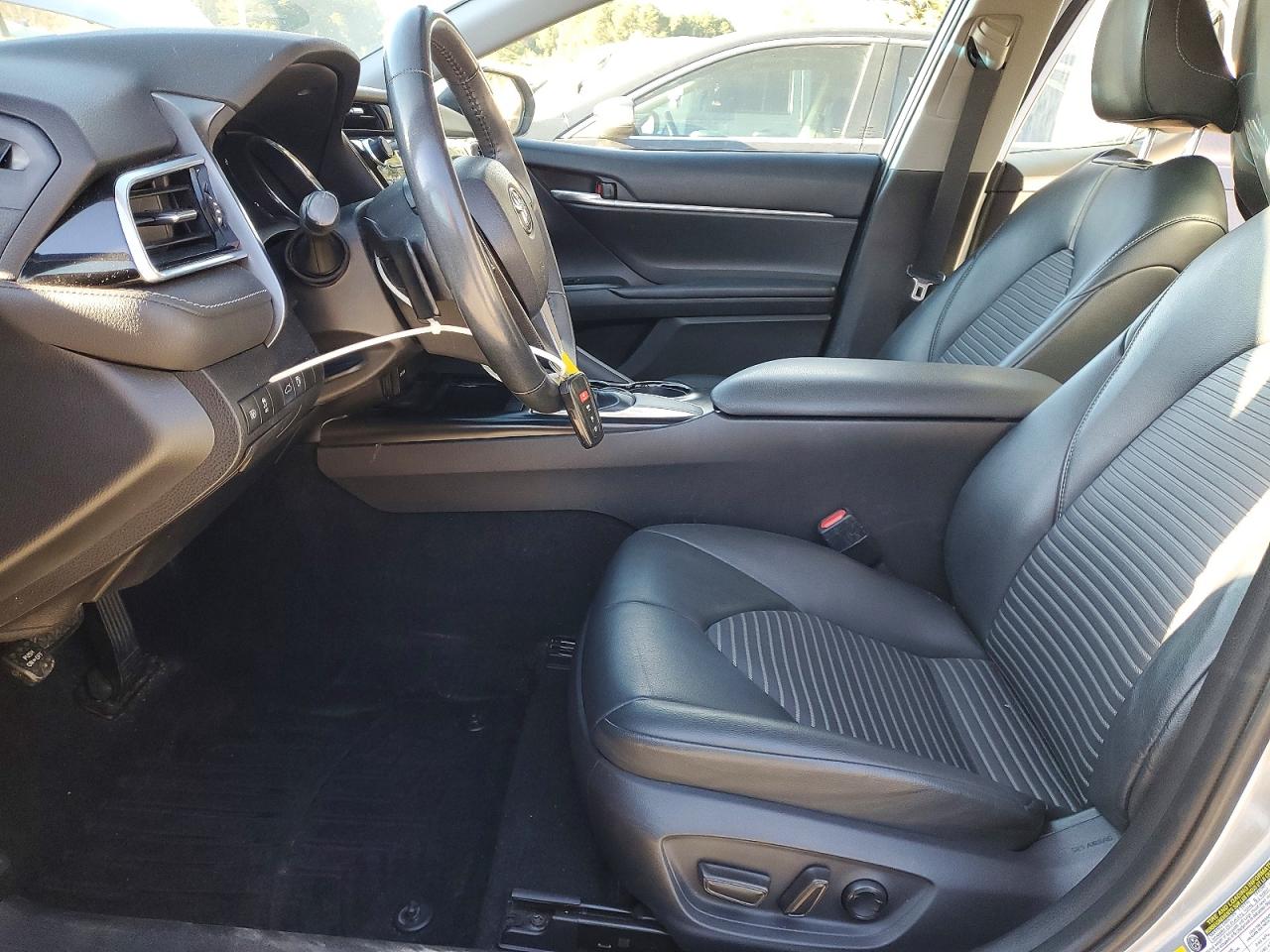 2018 TOYOTA CAMRY L photo 13
