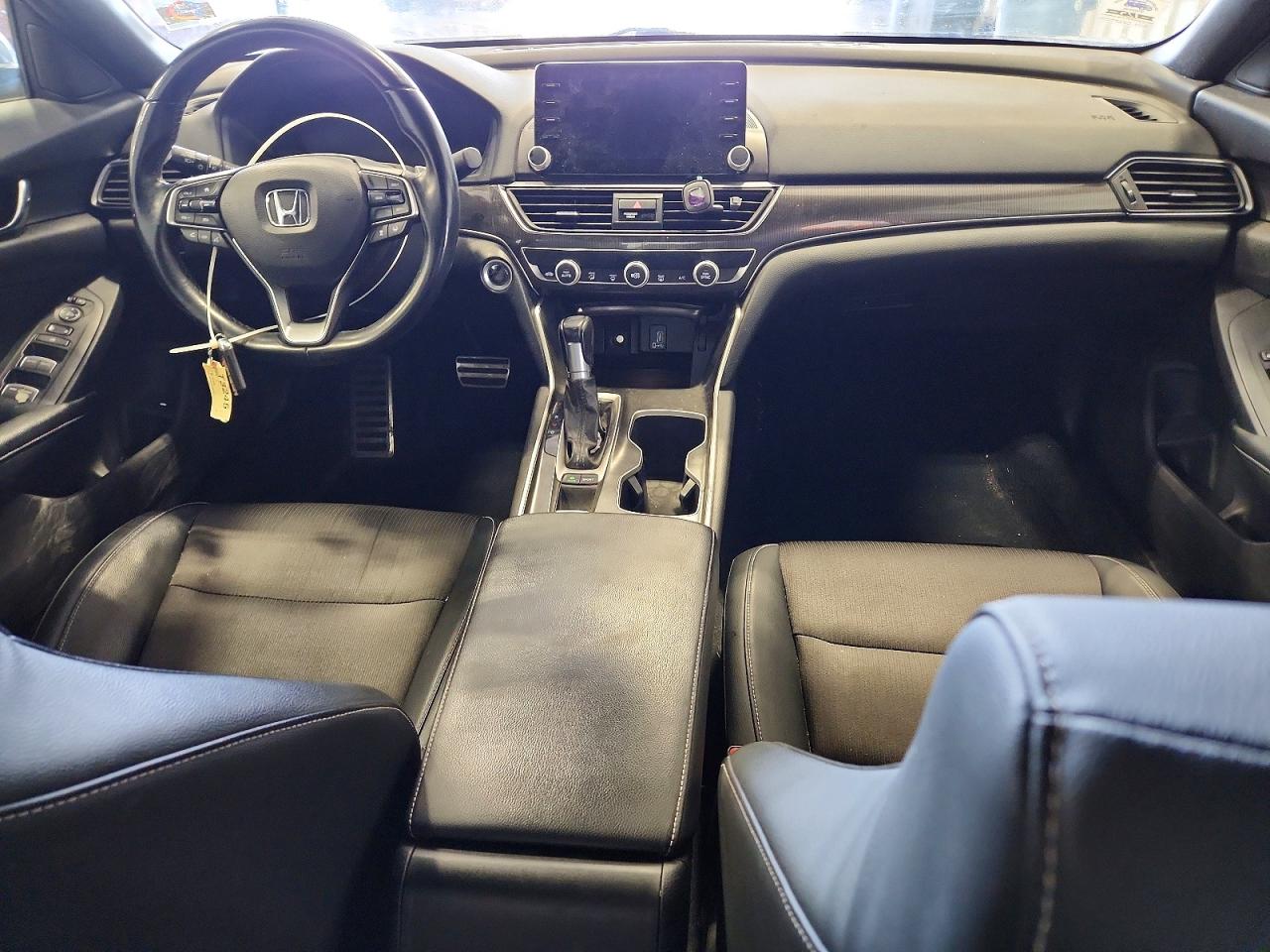 2018 HONDA ACCORD SPORT photo 8