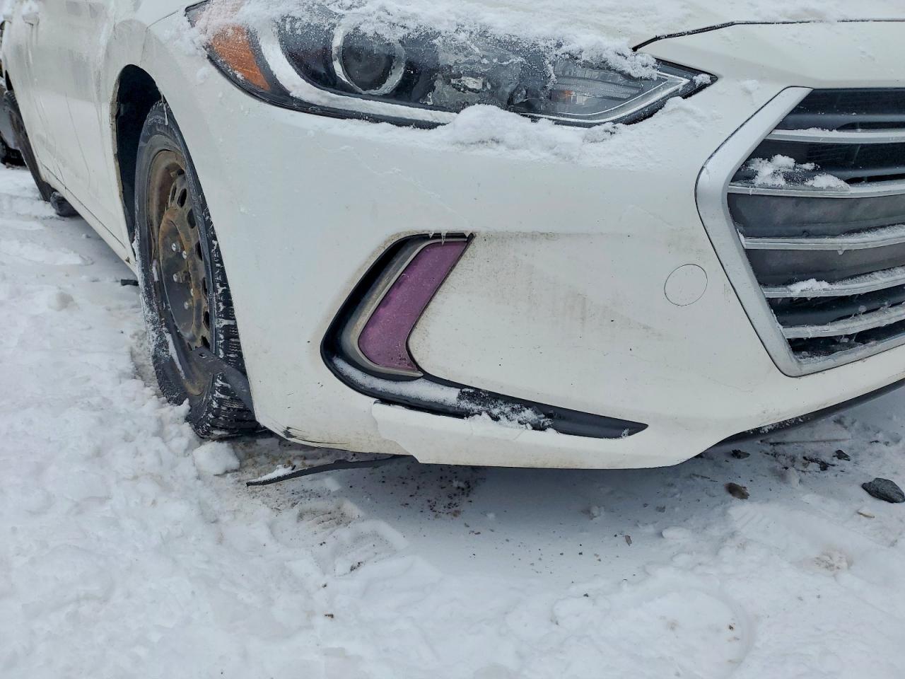 2018 HYUNDAI ELANTRA SEL photo 12