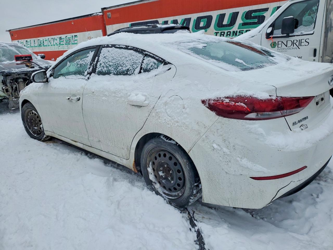 2018 HYUNDAI ELANTRA SEL photo 2