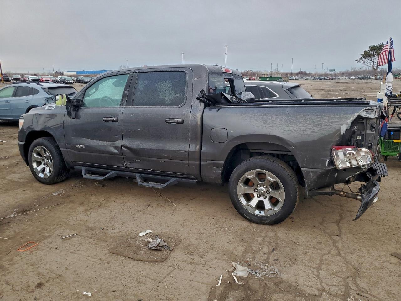 2019 RAM 1500 BIG HORN/LONE STAR photo 3
