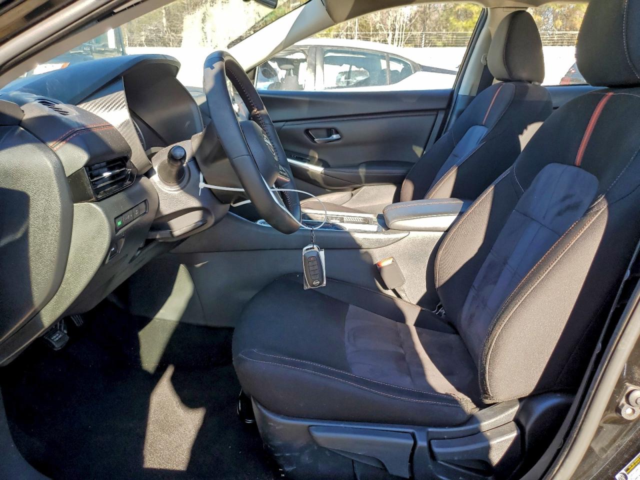 2025 NISSAN SENTRA SR photo 7