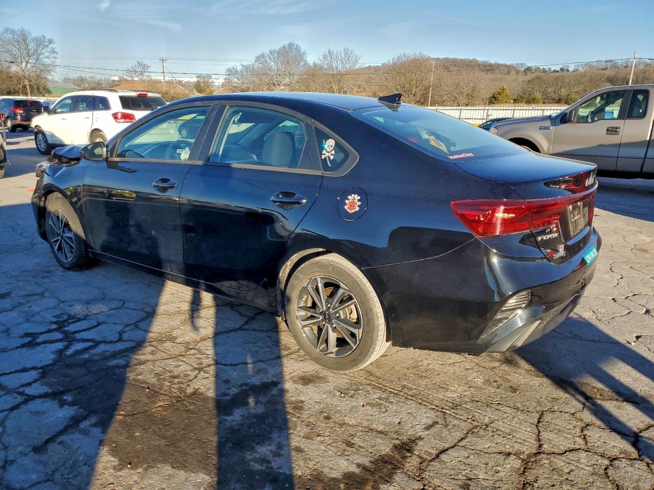 2024 KIA FORTE LX photo 2