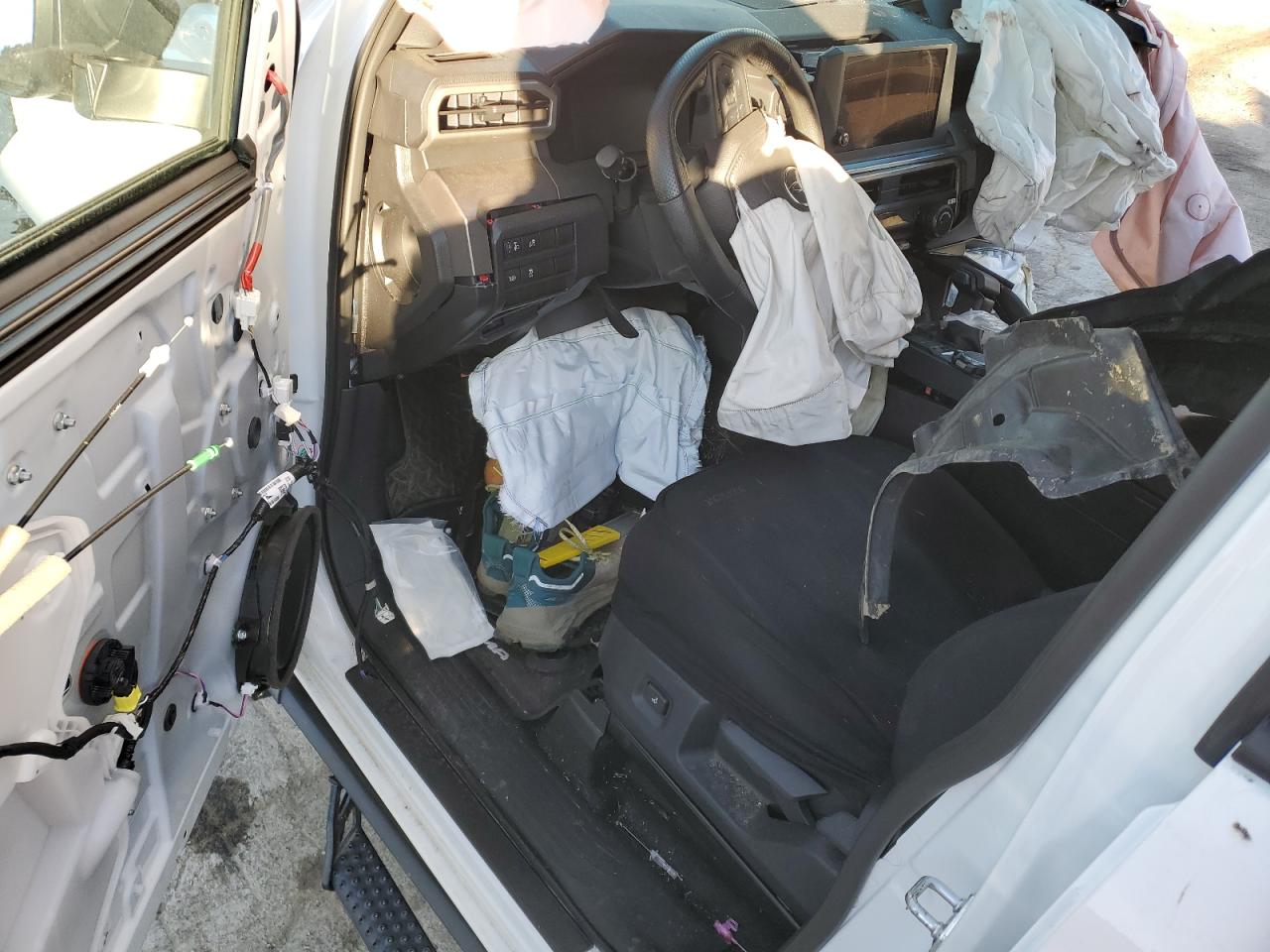 2025 TOYOTA TACOMA DOUBLE CAB photo 22