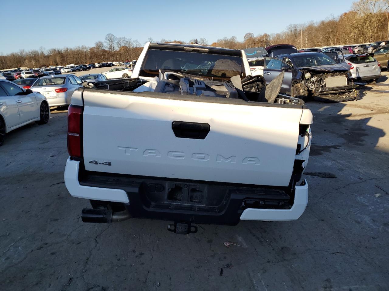 2025 TOYOTA TACOMA DOUBLE CAB photo 16