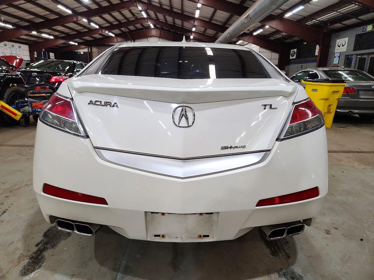 2011 ACURA TL photo 11