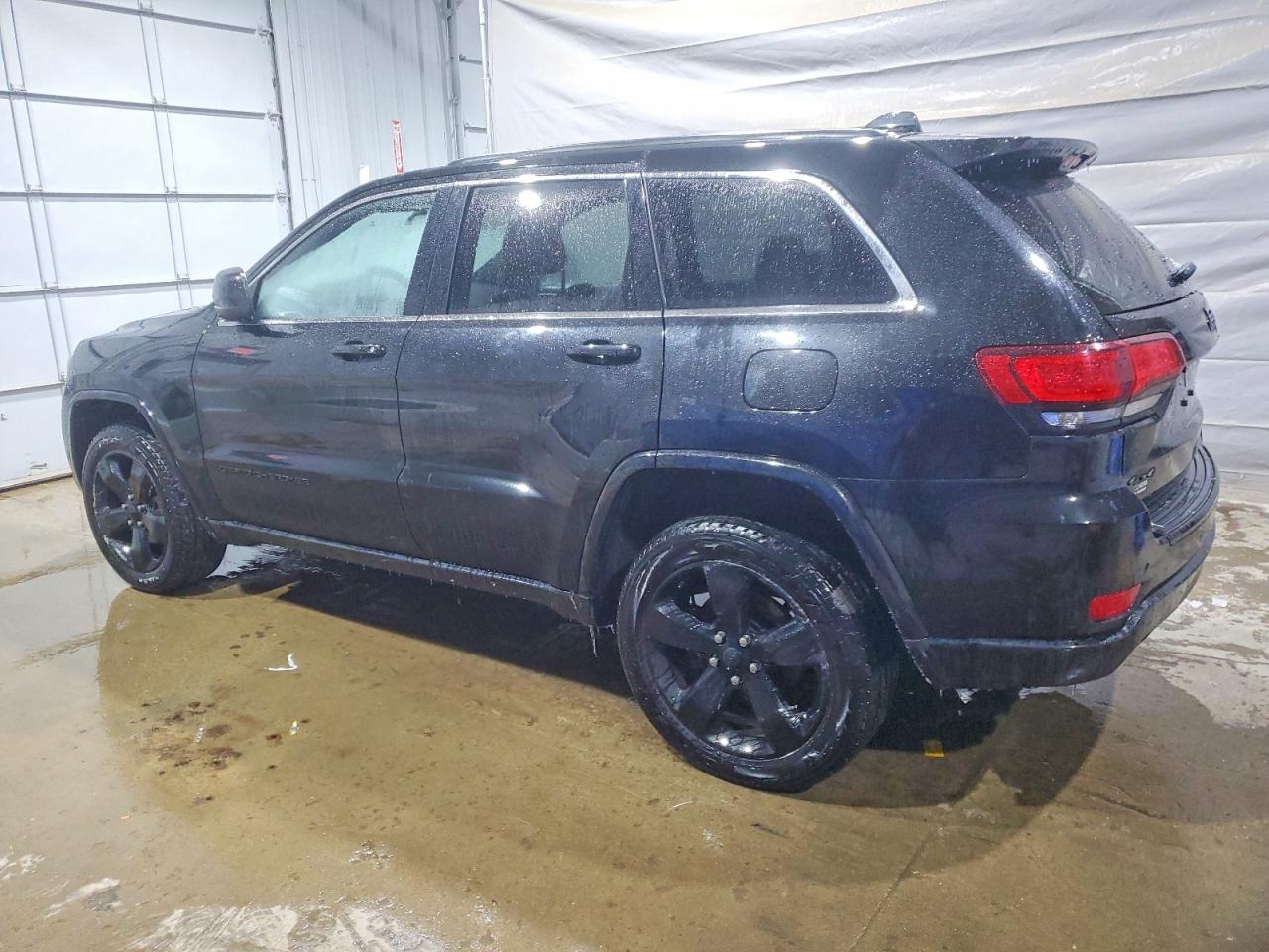 2015 JEEP GRAND CHEROKEE LAREDO photo 3