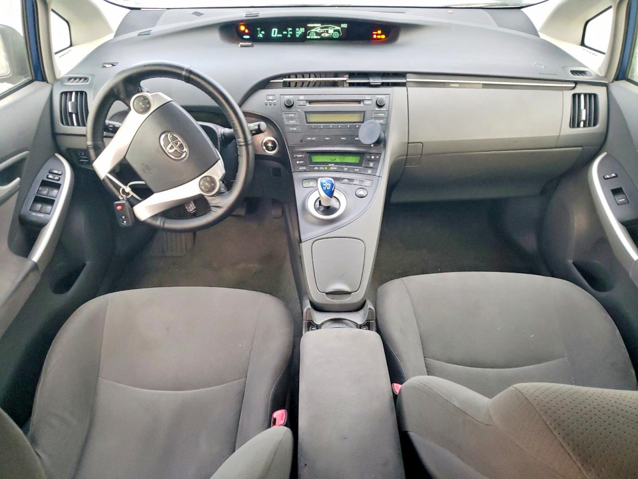 2010 TOYOTA PRIUS photo 15