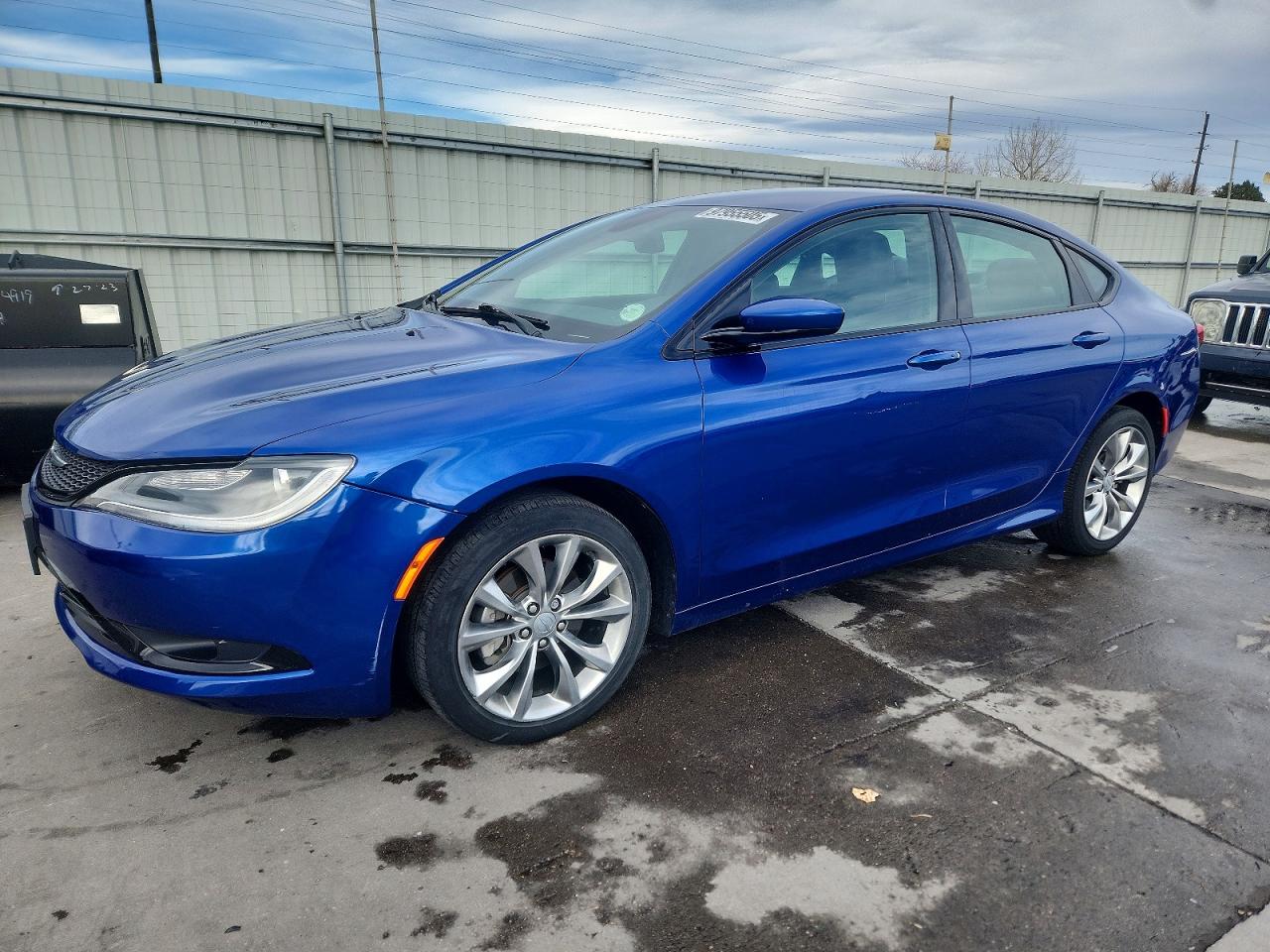 2015 CHRYSLER 200