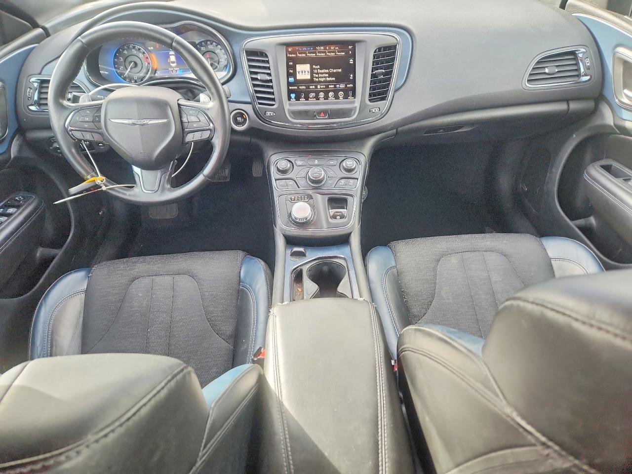 2015 CHRYSLER 200 S photo 15