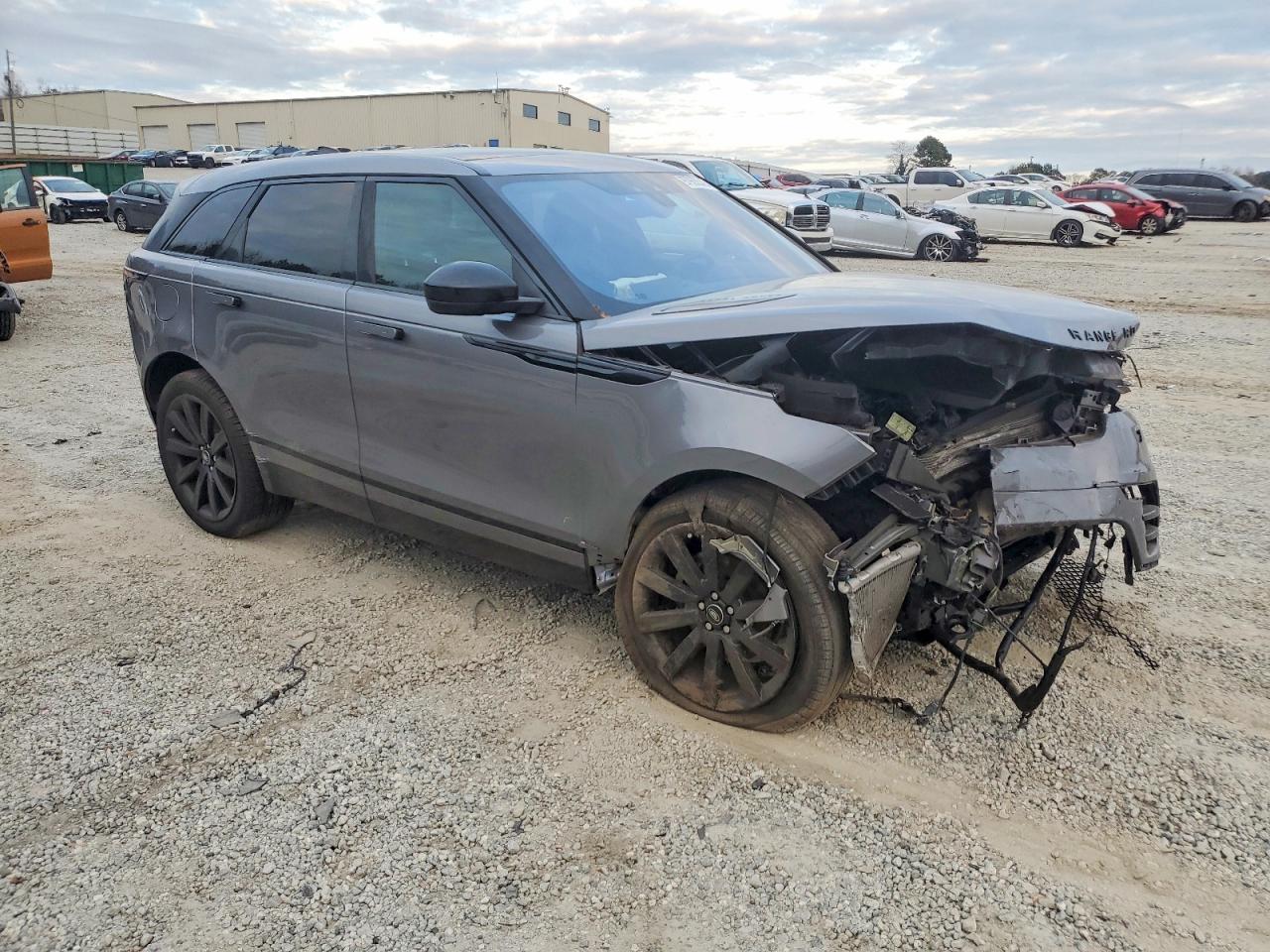 2020 LAND ROVER RANGE ROVER VELAR R-DYNAMIC S photo 4