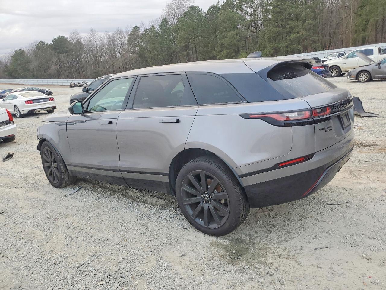 2020 LAND ROVER RANGE ROVER VELAR R-DYNAMIC S photo 2