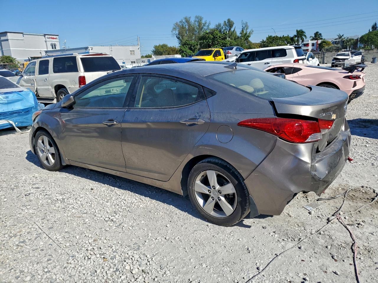 2013 HYUNDAI ELANTRA GLS photo 4