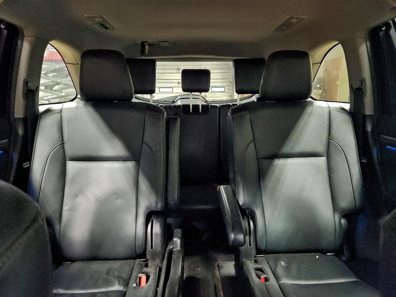 2019 TOYOTA HIGHLANDER LIMITED photo 19