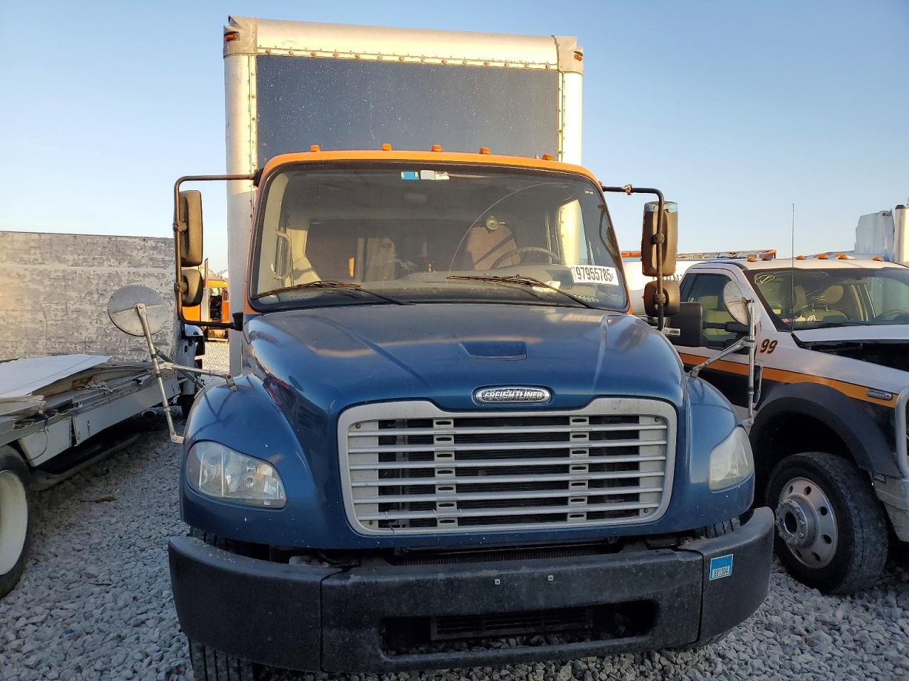 2011 FREIGHTLINER BUSINESS CLASS M2 BOX TRUCK photo 5