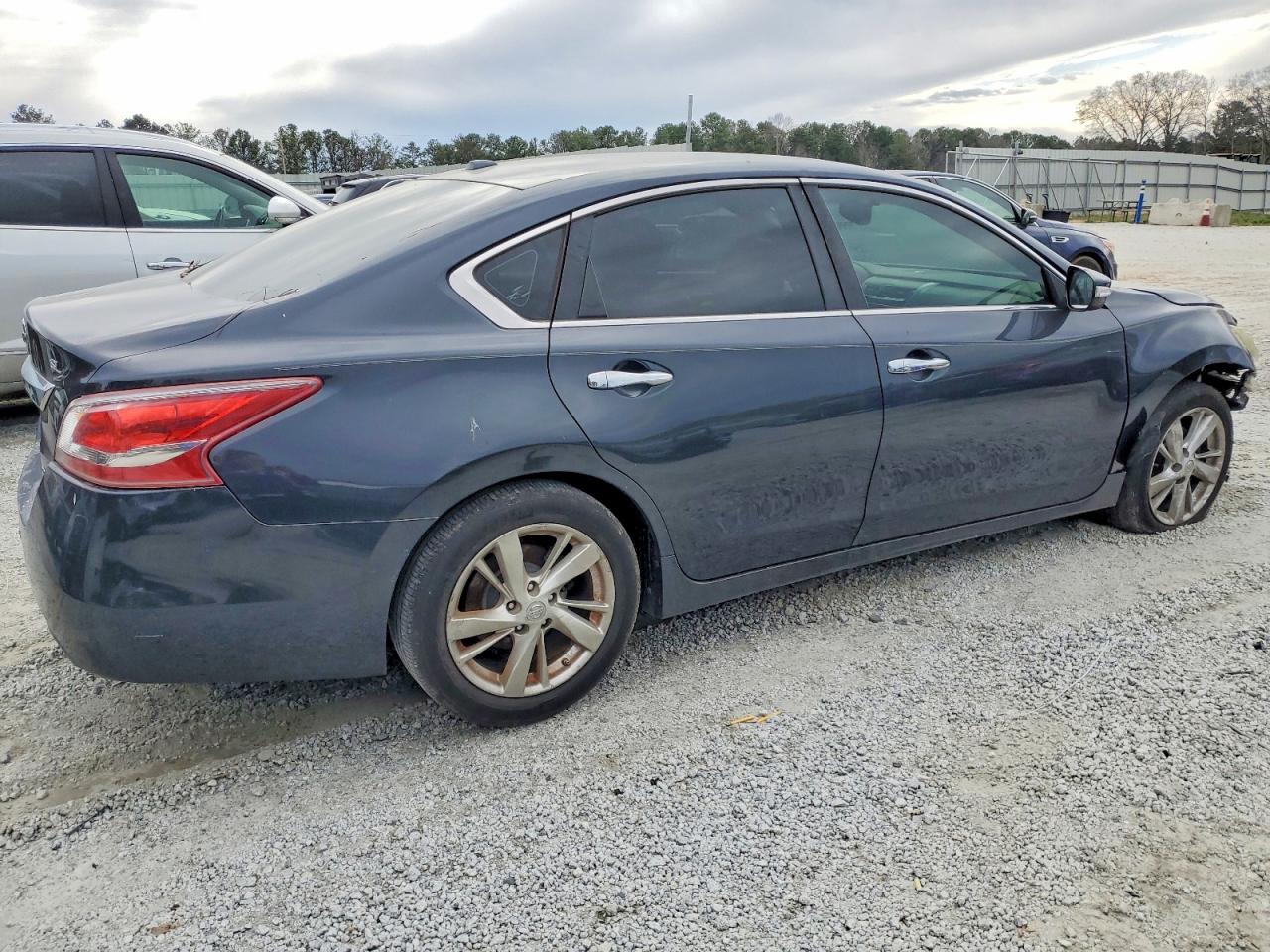 2013 NISSAN ALTIMA 2.5 photo 3