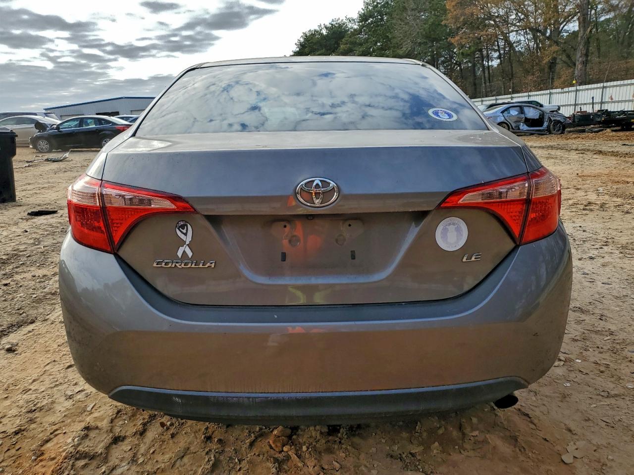 2017 TOYOTA COROLLA L photo 6